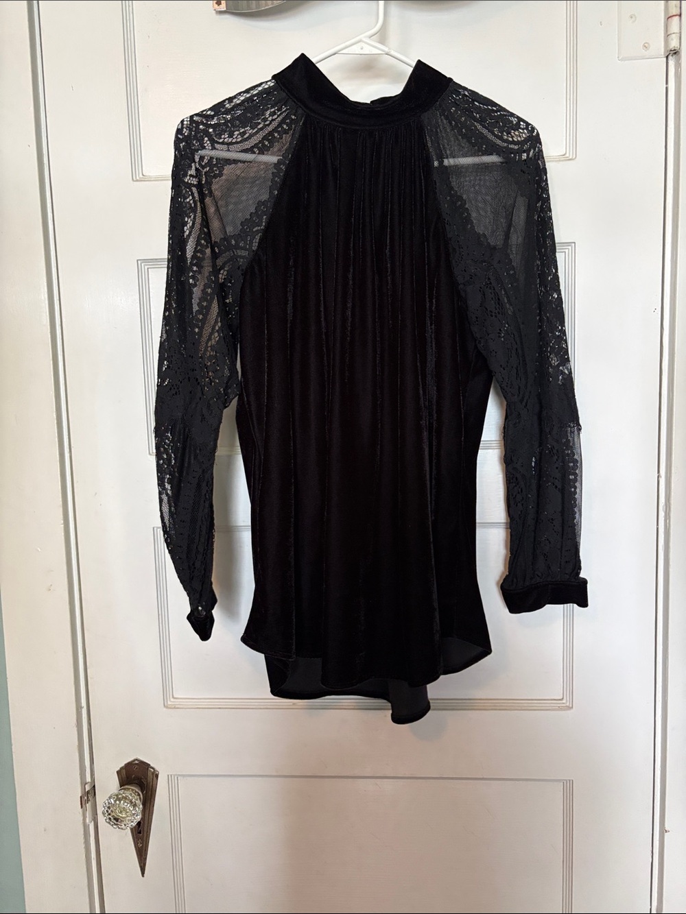 Sharon Young Black Lace Sleeve Velvet Mock Neck Top Size L